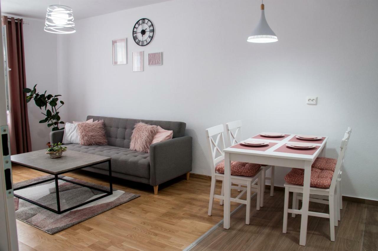 Ana Cristina Apartament ซิวิโชอารา ภายนอก รูปภาพ