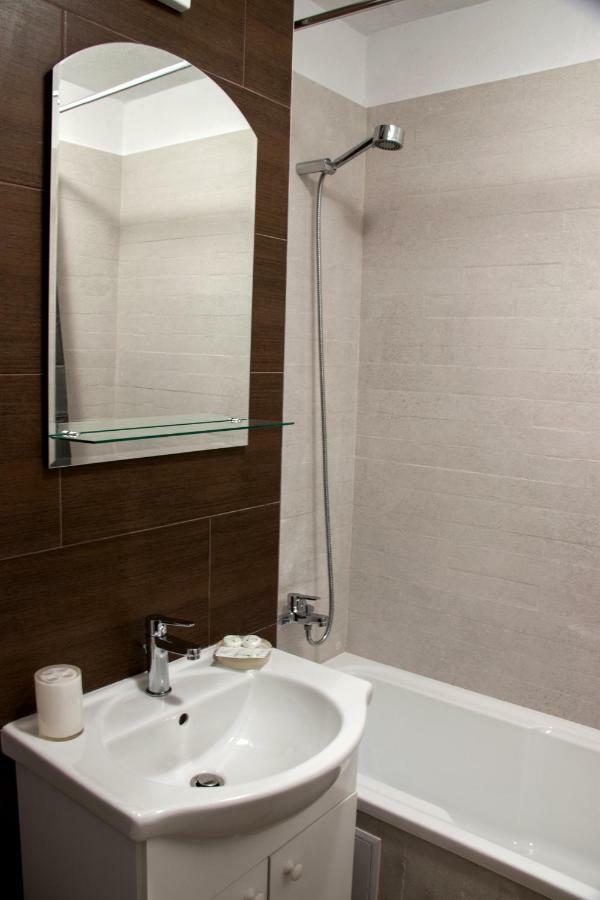 Ana Cristina Apartament ซิวิโชอารา ภายนอก รูปภาพ