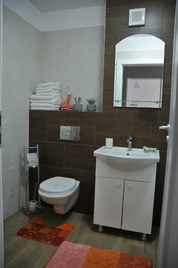 Ana Cristina Apartament ซิวิโชอารา ภายนอก รูปภาพ